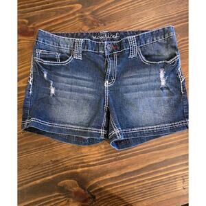 Maurices Denim Shorts Women’s 11/12 Distressed Mid Rise Stretch Medium Wash